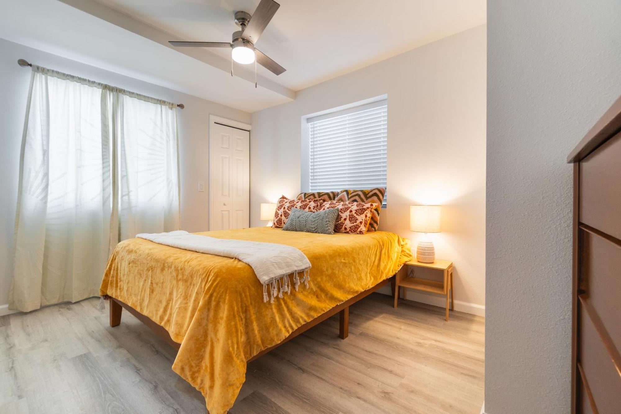 Urban Oasis: San Diego Bungalow Escape エクステリア 写真